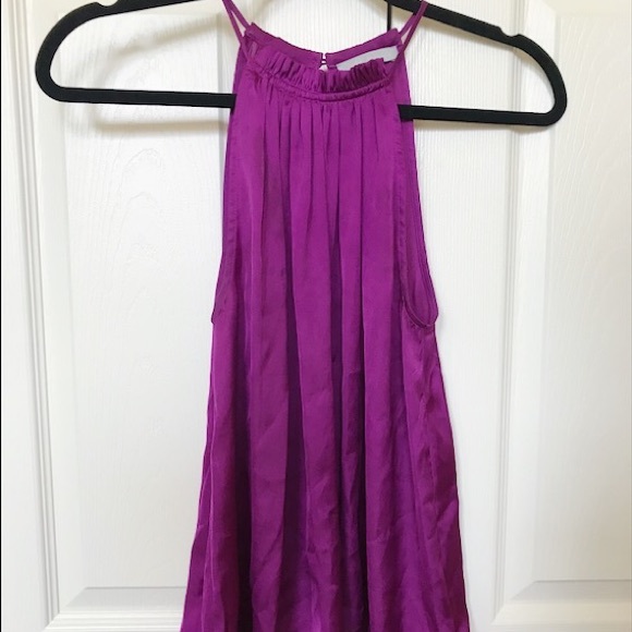 Beautiful Top - Picture 2 of 4